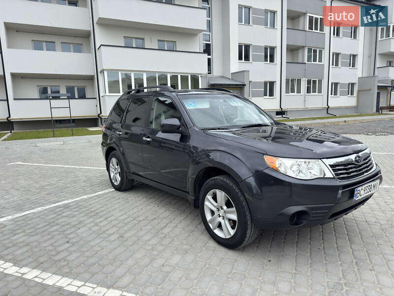 Subaru Forester 2010