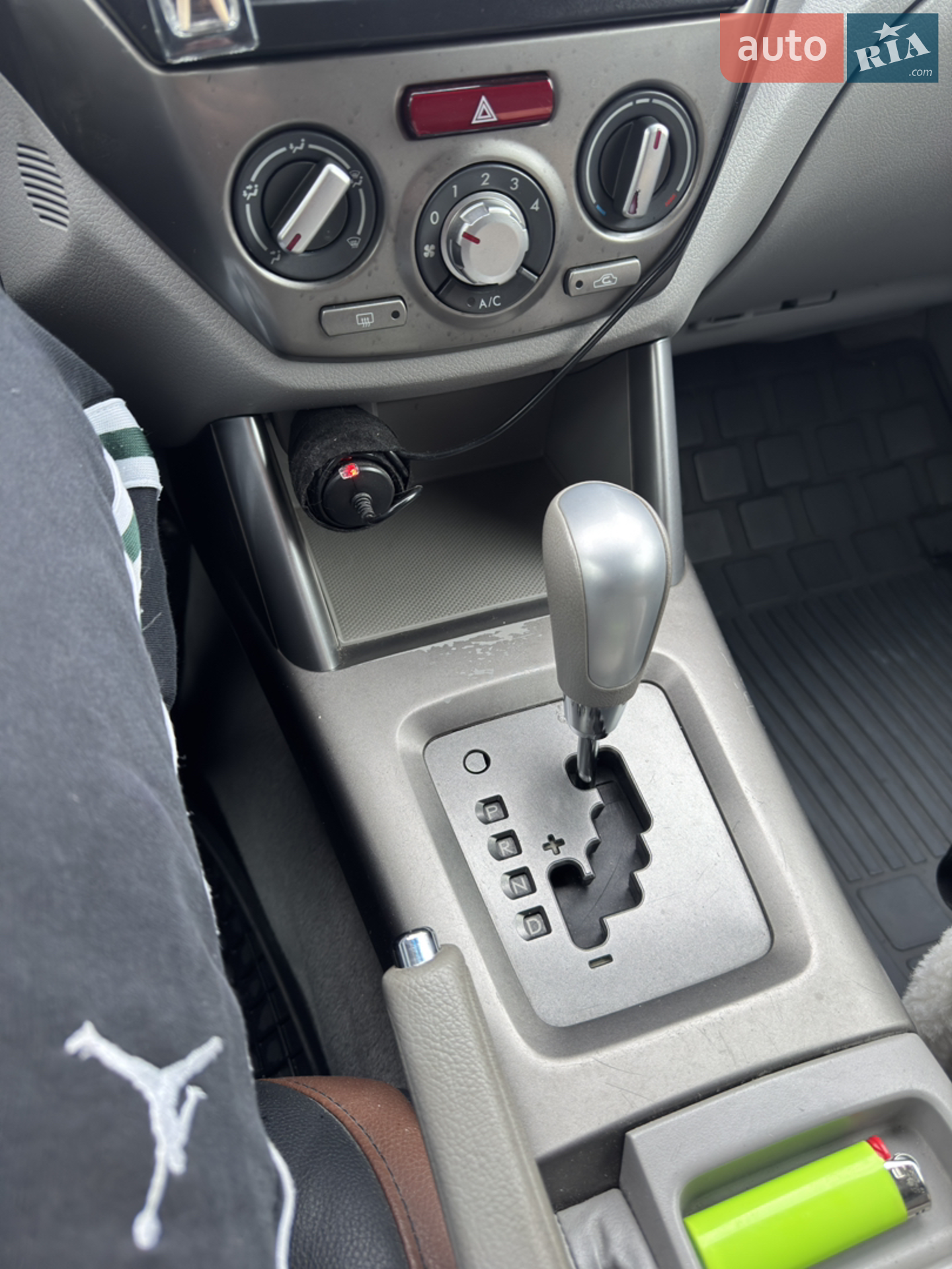 2010 Subaru Forester - мініатюра 19
