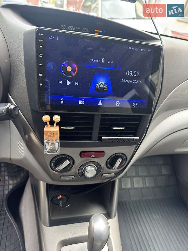 Внедорожник / Кроссовер Subaru Forester 2010 в Львове