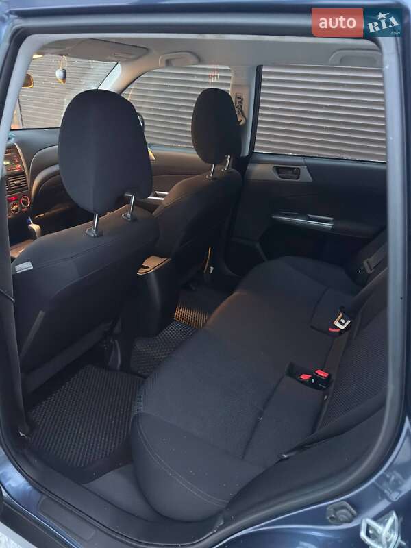 Внедорожник / Кроссовер Subaru Forester 2010 в Киеве