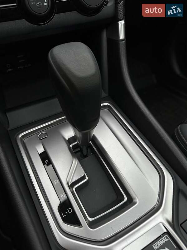 Внедорожник / Кроссовер Subaru Forester 2022 в Белогородке