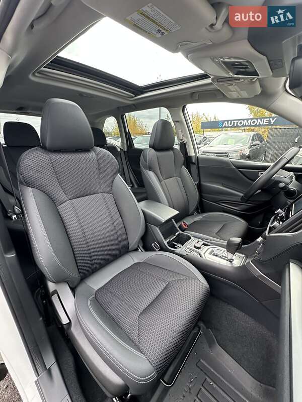 Внедорожник / Кроссовер Subaru Forester 2022 в Белогородке