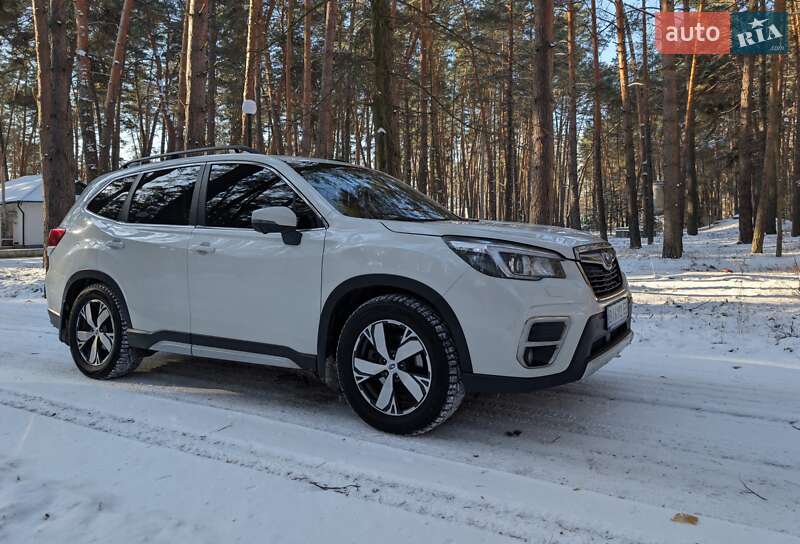 Внедорожник / Кроссовер Subaru Forester 2019 в Полтаве
