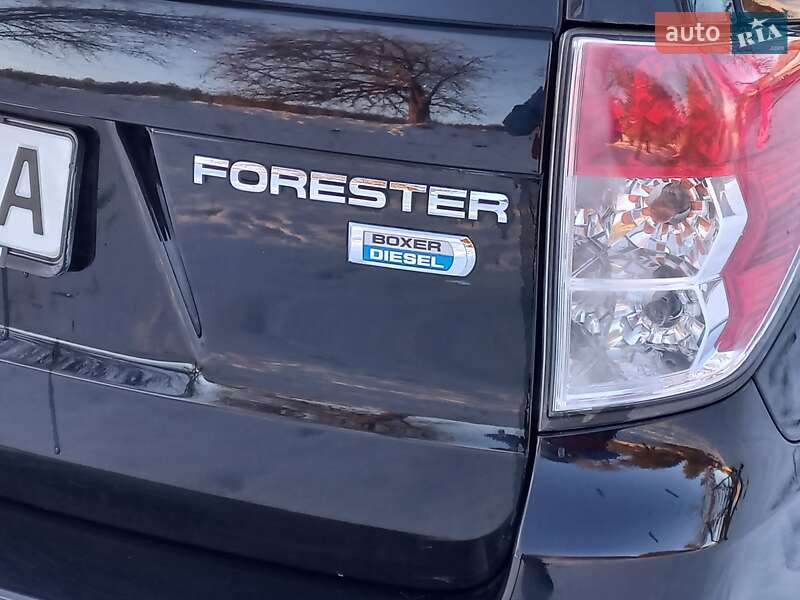 Внедорожник / Кроссовер Subaru Forester 2010 в Львове
