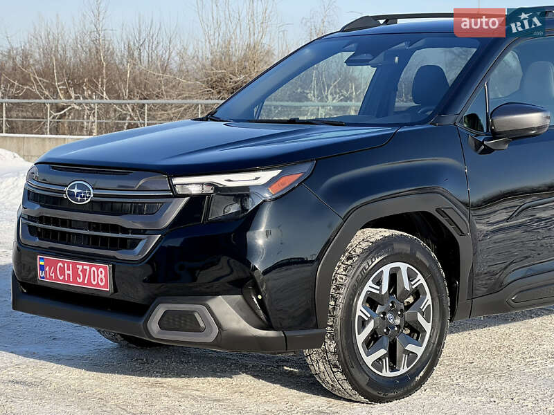 Внедорожник / Кроссовер Subaru Forester 2024 в Киеве