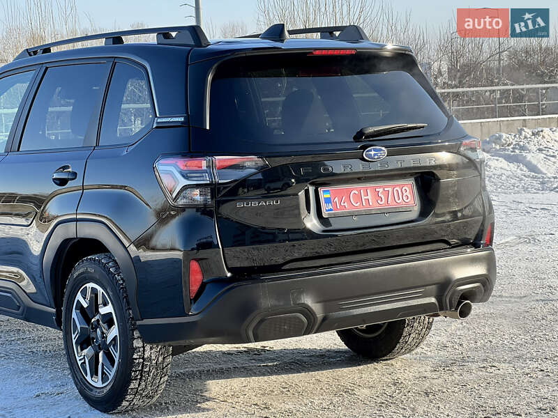 Внедорожник / Кроссовер Subaru Forester 2024 в Киеве