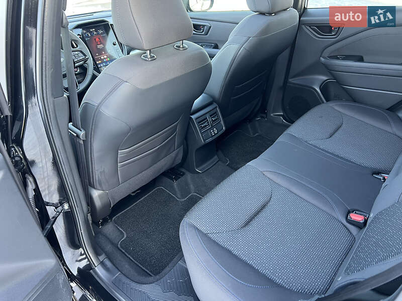 Внедорожник / Кроссовер Subaru Forester 2024 в Киеве