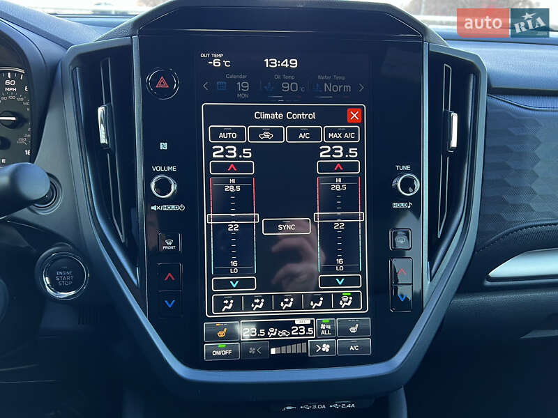 Внедорожник / Кроссовер Subaru Forester 2024 в Киеве