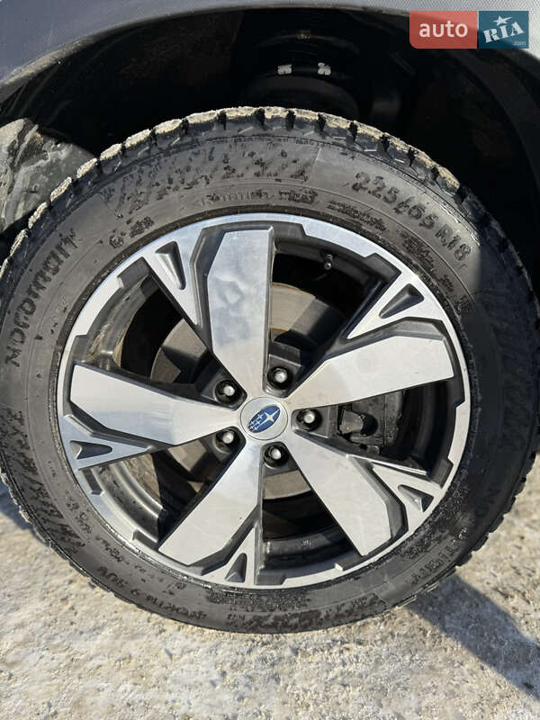 Внедорожник / Кроссовер Subaru Forester 2021 в Ровно