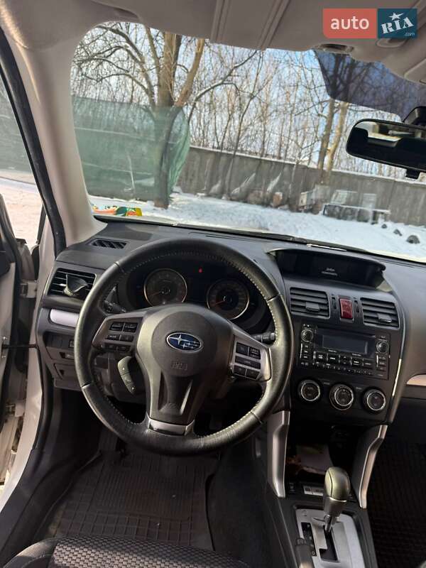Внедорожник / Кроссовер Subaru Forester 2014 в Краматорске
