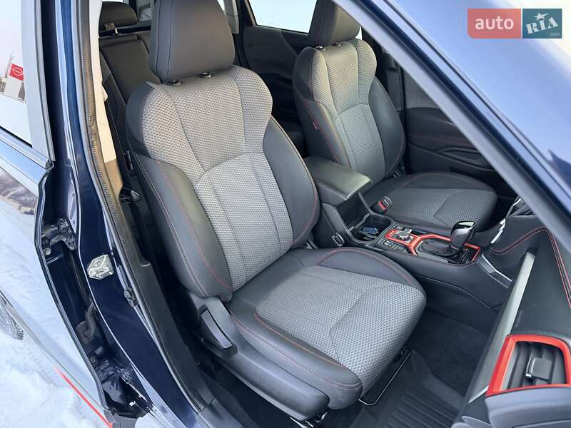 Внедорожник / Кроссовер Subaru Forester 2020 в Днепре