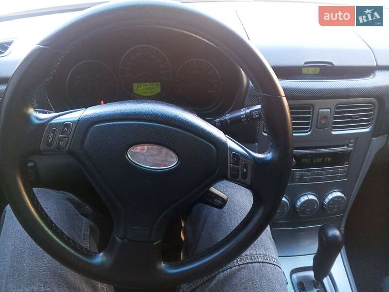 Позашляховик / Кросовер Subaru Forester 2007 в Новояворівську