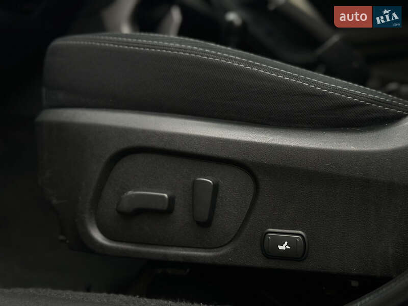 Внедорожник / Кроссовер Subaru Forester 2016 в Одессе