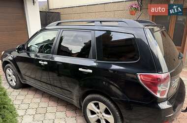 Внедорожник / Кроссовер Subaru Forester 2011 в Хусте