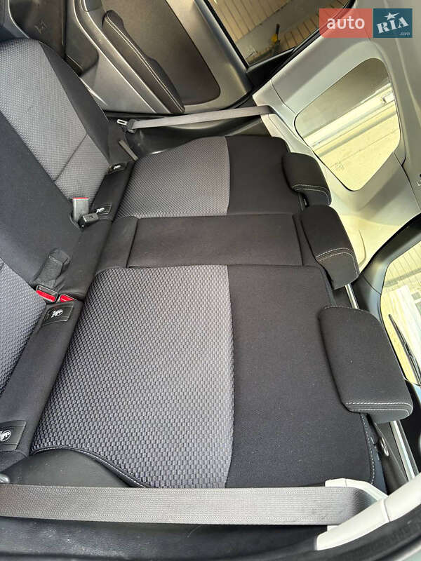 Позашляховик / Кросовер Subaru Forester 2014 в Києві