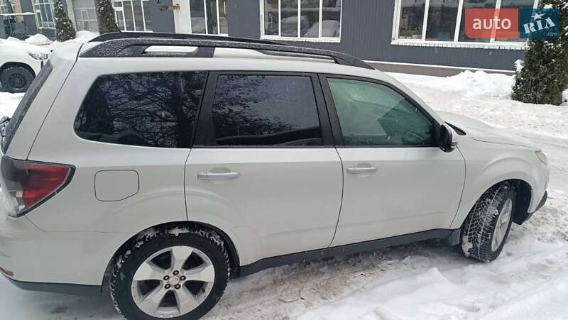 Внедорожник / Кроссовер Subaru Forester 2012 в Киеве