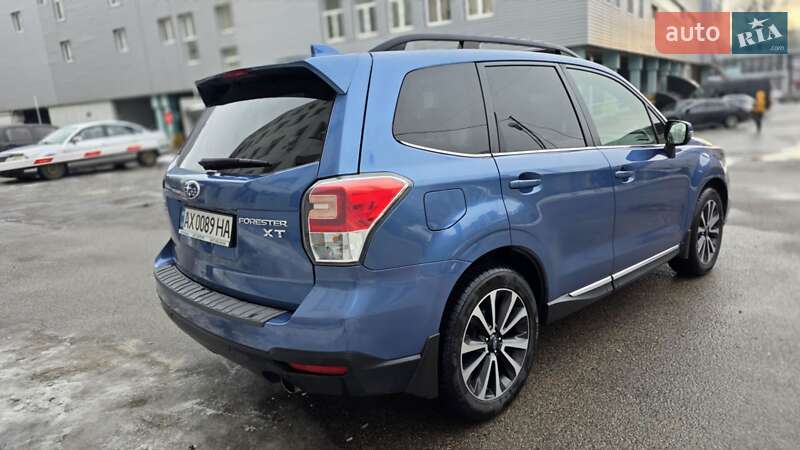 Позашляховик / Кросовер Subaru Forester 2016 в Харкові
