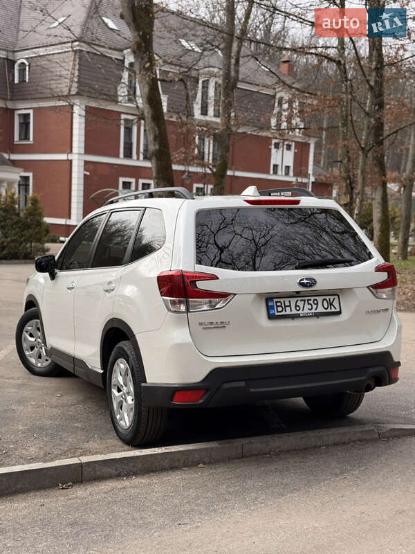 Позашляховик / Кросовер Subaru Forester 2018 в Ужгороді