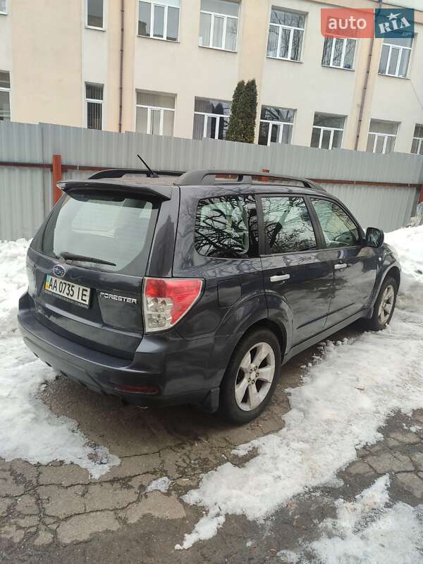 Позашляховик / Кросовер Subaru Forester 2008 в Києві