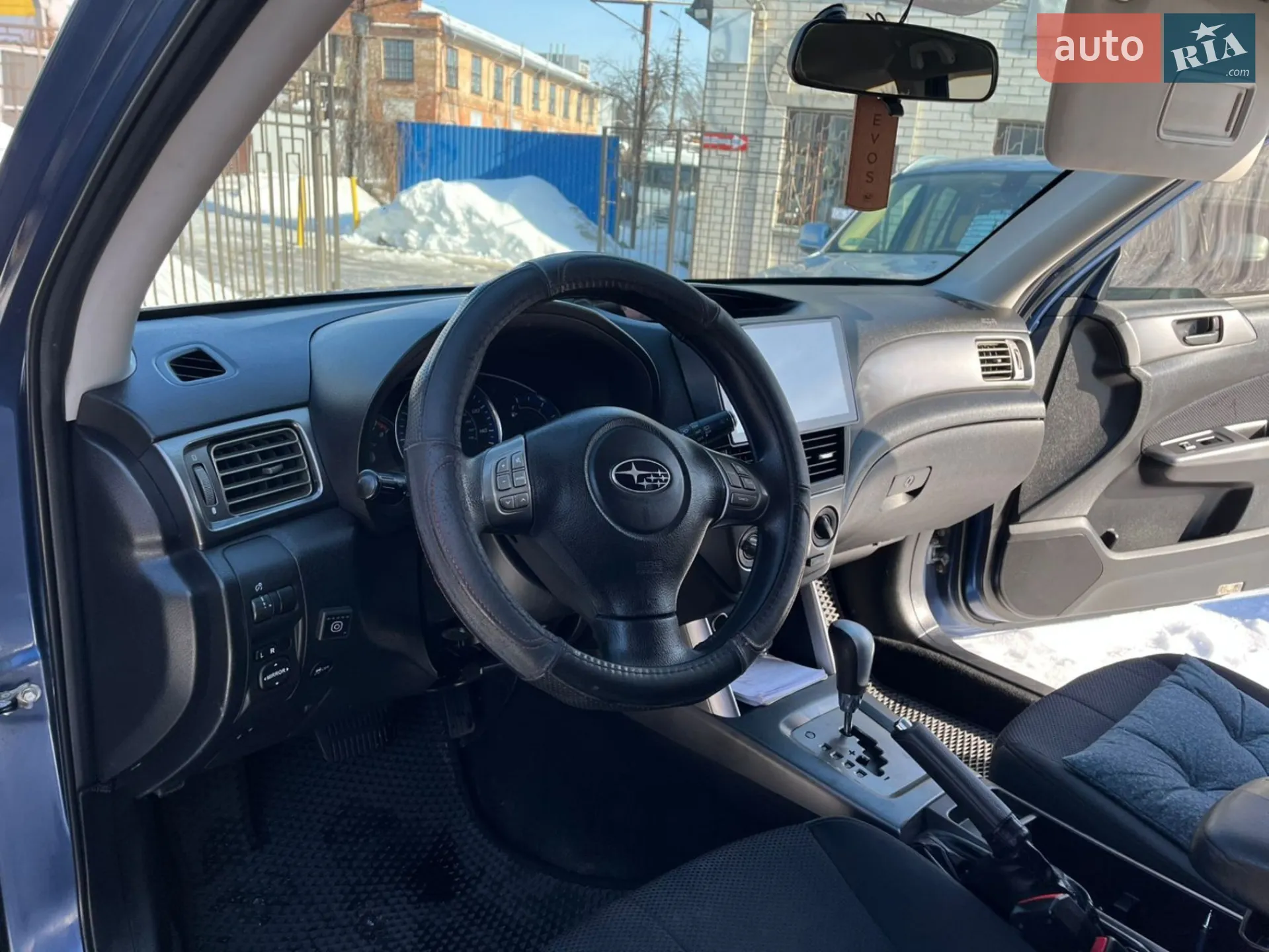 2010 Subaru Forester - мініатюра 9