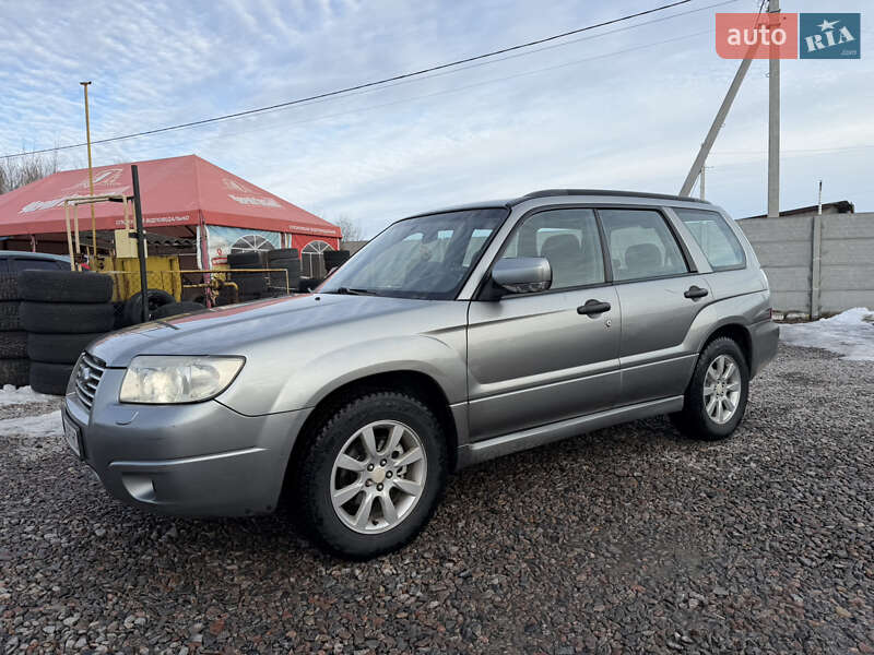 Позашляховик / Кросовер Subaru Forester 2006 в Лубнах