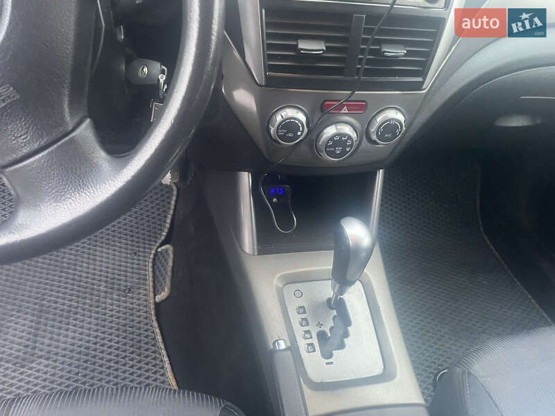 Внедорожник / Кроссовер Subaru Forester 2008 в Черновцах