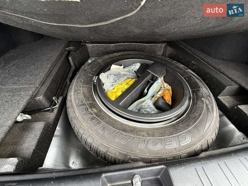 Внедорожник / Кроссовер Subaru Forester 2003 в Киеве