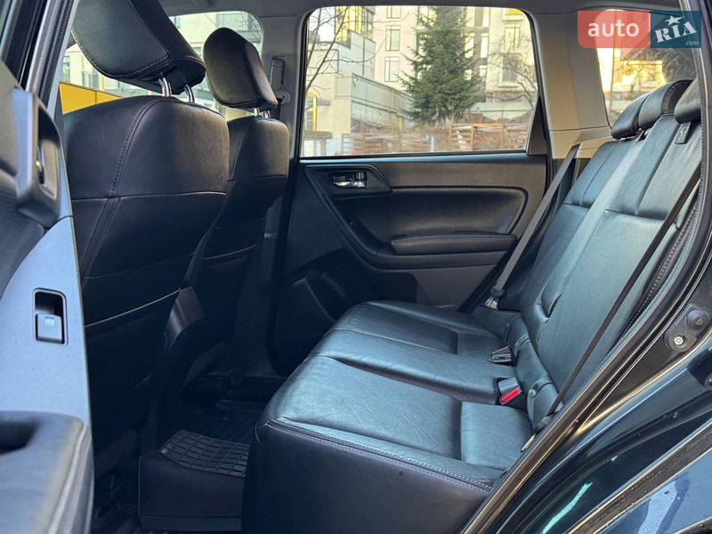 Внедорожник / Кроссовер Subaru Forester 2014 в Львове