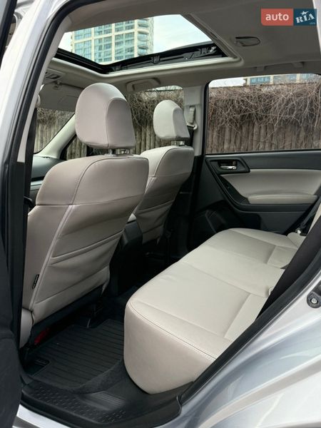 Позашляховик / Кросовер Subaru Forester 2013 в Дніпрі