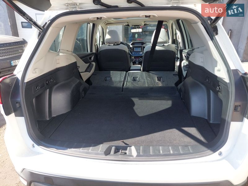 Внедорожник / Кроссовер Subaru Forester 2022 в Киеве
