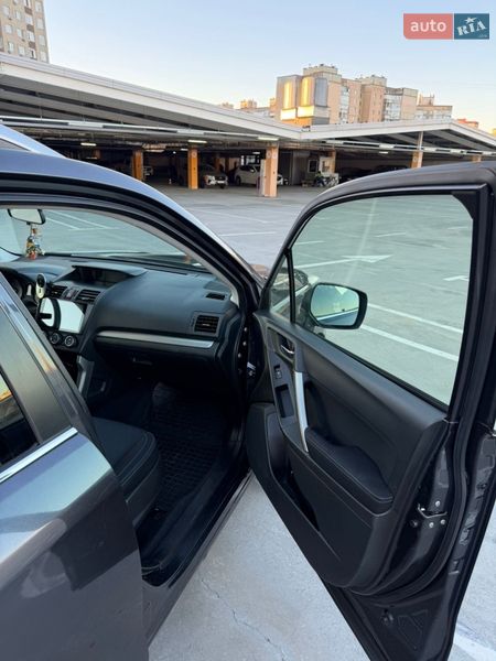 Внедорожник / Кроссовер Subaru Forester 2013 в Киеве