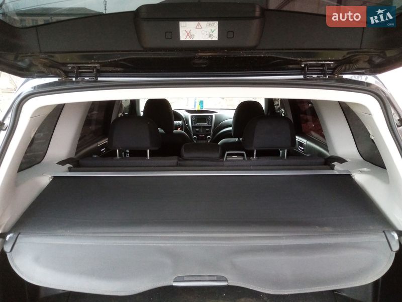 Внедорожник / Кроссовер Subaru Forester 2011 в Тараще