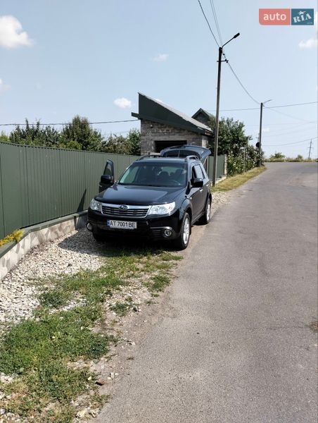 Внедорожник / Кроссовер Subaru Forester 2010 в Ивано-Франковске
