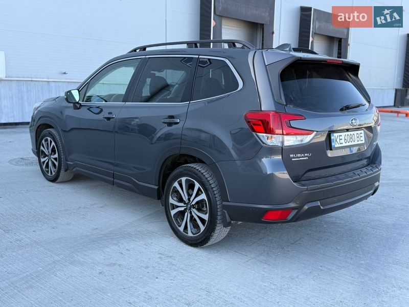 Внедорожник / Кроссовер Subaru Forester 2020 в Днепре