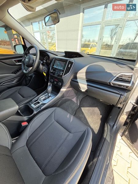 Внедорожник / Кроссовер Subaru Forester 2020 в Белогородке