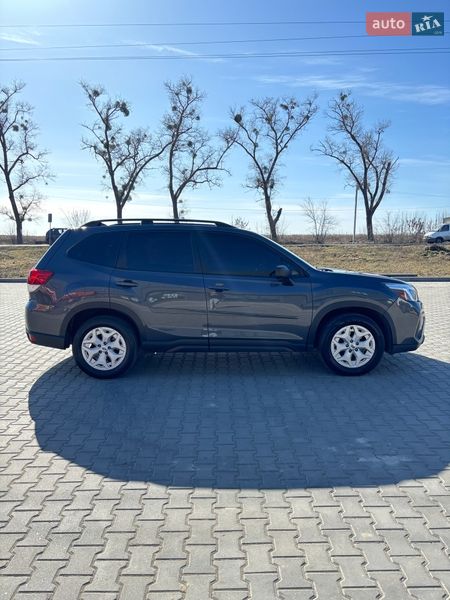Внедорожник / Кроссовер Subaru Forester 2020 в Белогородке