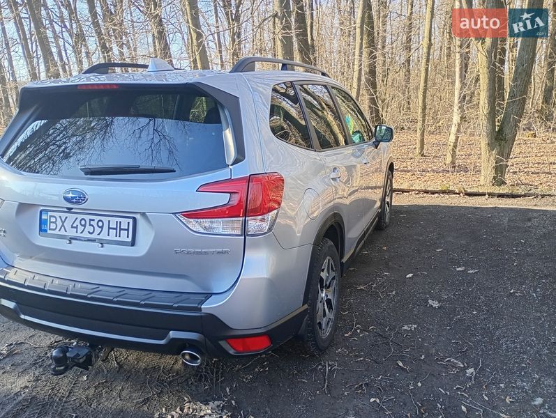 Внедорожник / Кроссовер Subaru Forester 2020 в Новой Ушице