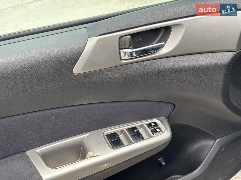 Позашляховик / Кросовер Subaru Forester 2008 в Львові