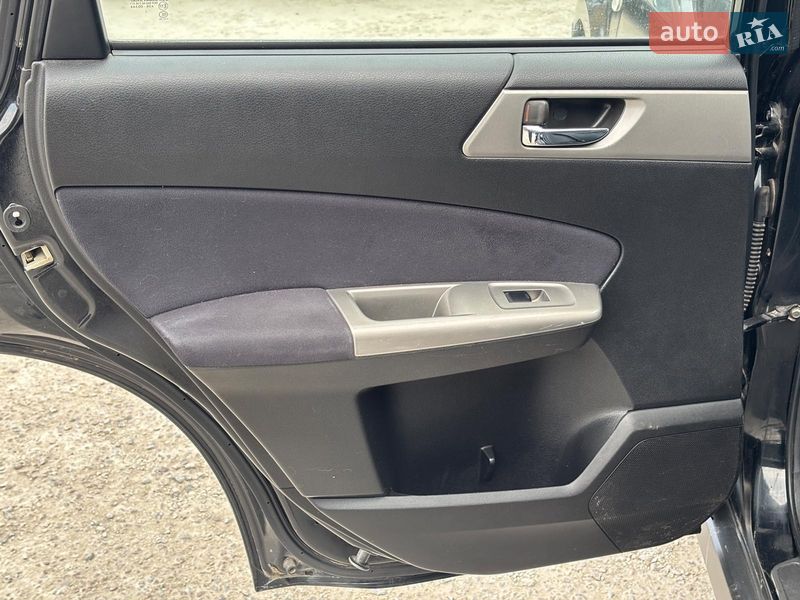 Позашляховик / Кросовер Subaru Forester 2008 в Львові