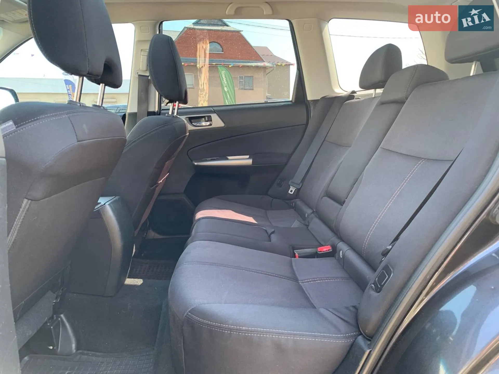 2010 Subaru Forester - мініатюра 19