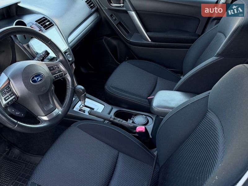 Внедорожник / Кроссовер Subaru Forester 2013 в Киеве