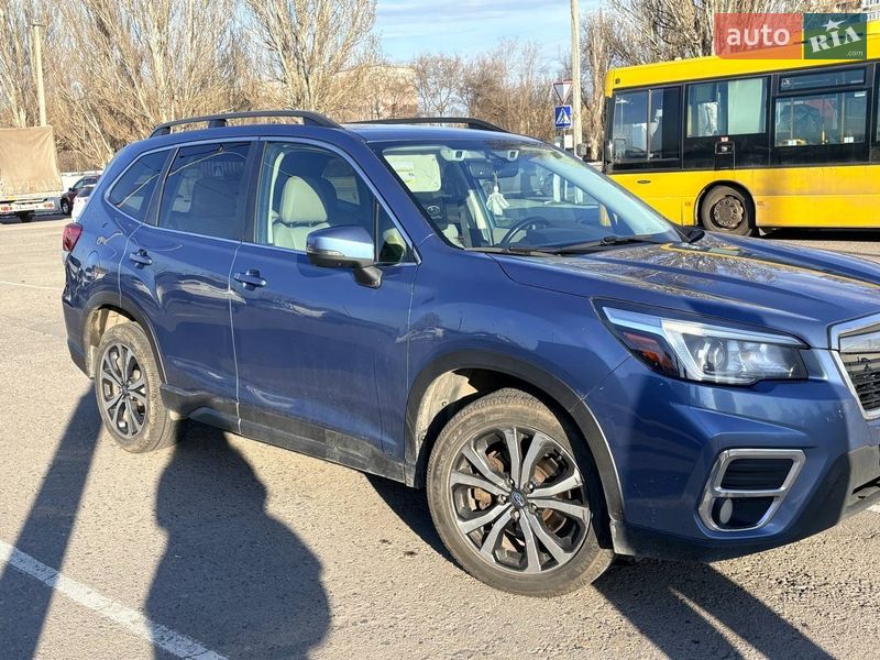Позашляховик / Кросовер Subaru Forester 2018 в Дніпрі