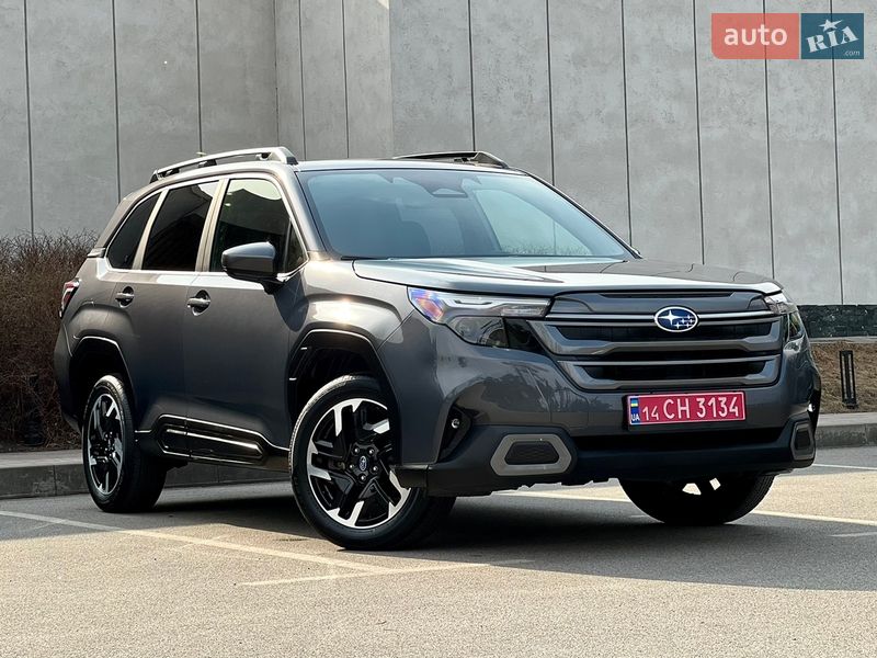 Внедорожник / Кроссовер Subaru Forester 2024 в Киеве