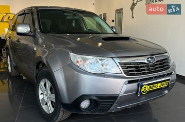 Позашляховик / Кросовер Subaru Forester 2010 в Львові