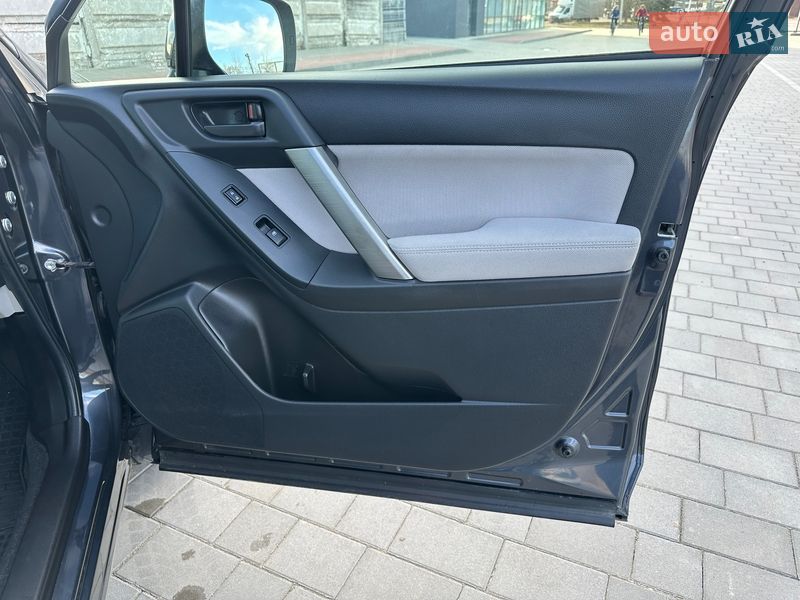 Внедорожник / Кроссовер Subaru Forester 2013 в Ивано-Франковске