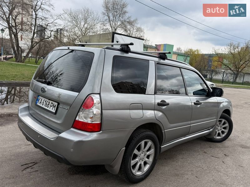 Позашляховик / Кросовер Subaru Forester 2007 в Києві