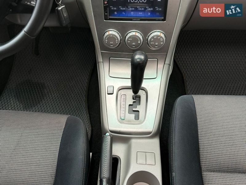 Позашляховик / Кросовер Subaru Forester 2007 в Києві