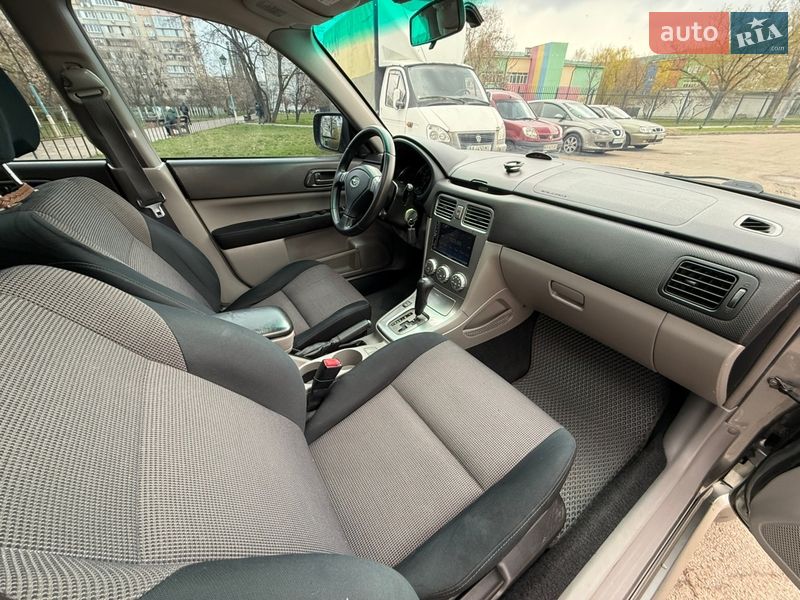 Позашляховик / Кросовер Subaru Forester 2007 в Києві