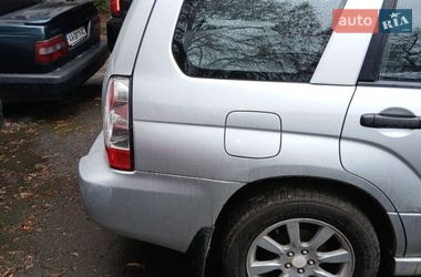 Позашляховик / Кросовер Subaru Forester 2006 в Києві