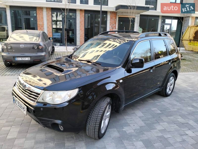 Позашляховик / Кросовер Subaru Forester 2009 в Львові